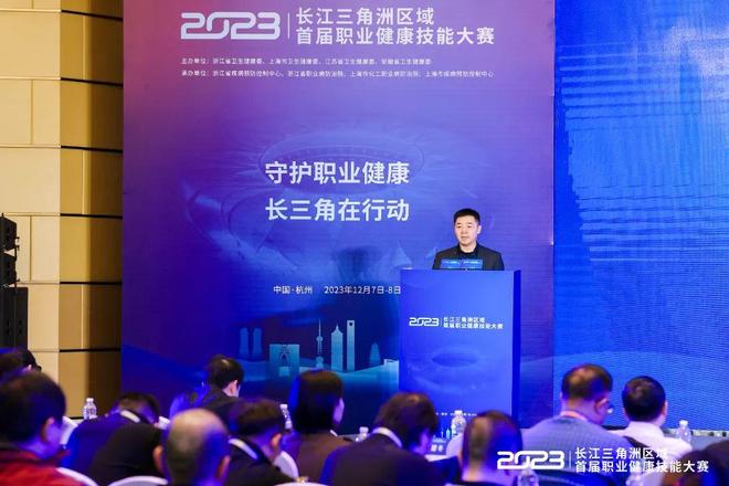 高居联盟前 高居联盟前