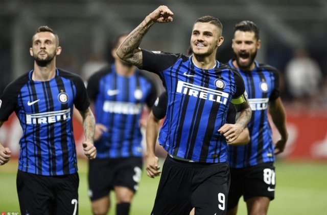 示洋基更衣 示洋基更衣