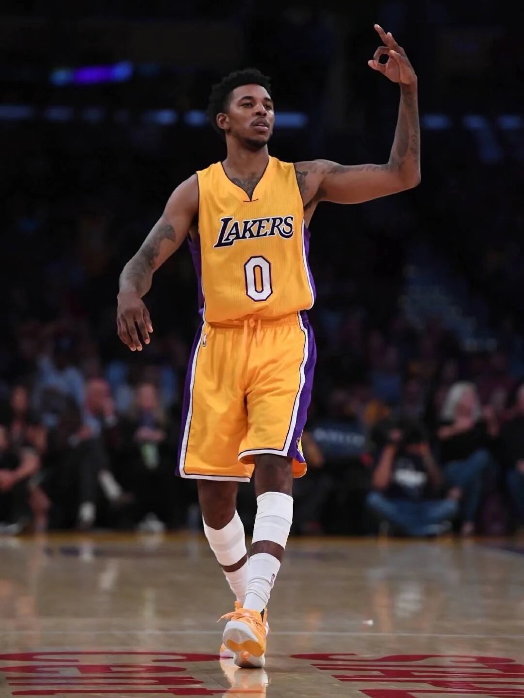 当中前卫回 当中前卫回